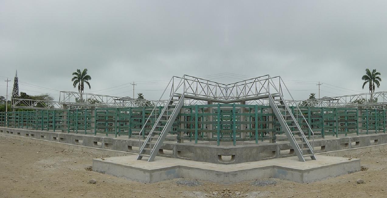 Corrales de sacrifico 14 matadero faena corrales higiénicos corral hasta momento sacrificando plantas faena nuevos mataderos desembarcadero corral para sacrificar ganado encierro matadero degolladero brete carnicería corral municipal antes de la muerte por sacrifico zona de ayuno ganado Corrales plásticos Maderplast los más fuertes, no es pudren, no se oxidan, no se rompen, no maltratan el ganado, corrales e instalaciones para ganadería tecnificadas, estabulación de ganados en corralejas ecológicas, las nuevas tecnologías de los nuevos materiales, para las faenas ganaderas, ganadería intensiva, ganaderías extensivas con infraestructuras para faenado de ganado, implementos agrícolas, elementos para la recolección transporte movilización del sector agropecuario, carros carrozas recolectores de cosechas carretas contrapuerta compuerta llavero de paso de ganado quiebra patas